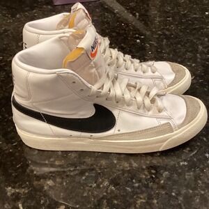 Nike Blazer Mid 77 Vintage White Black BQ6806-100 High Top Sneakers Mens